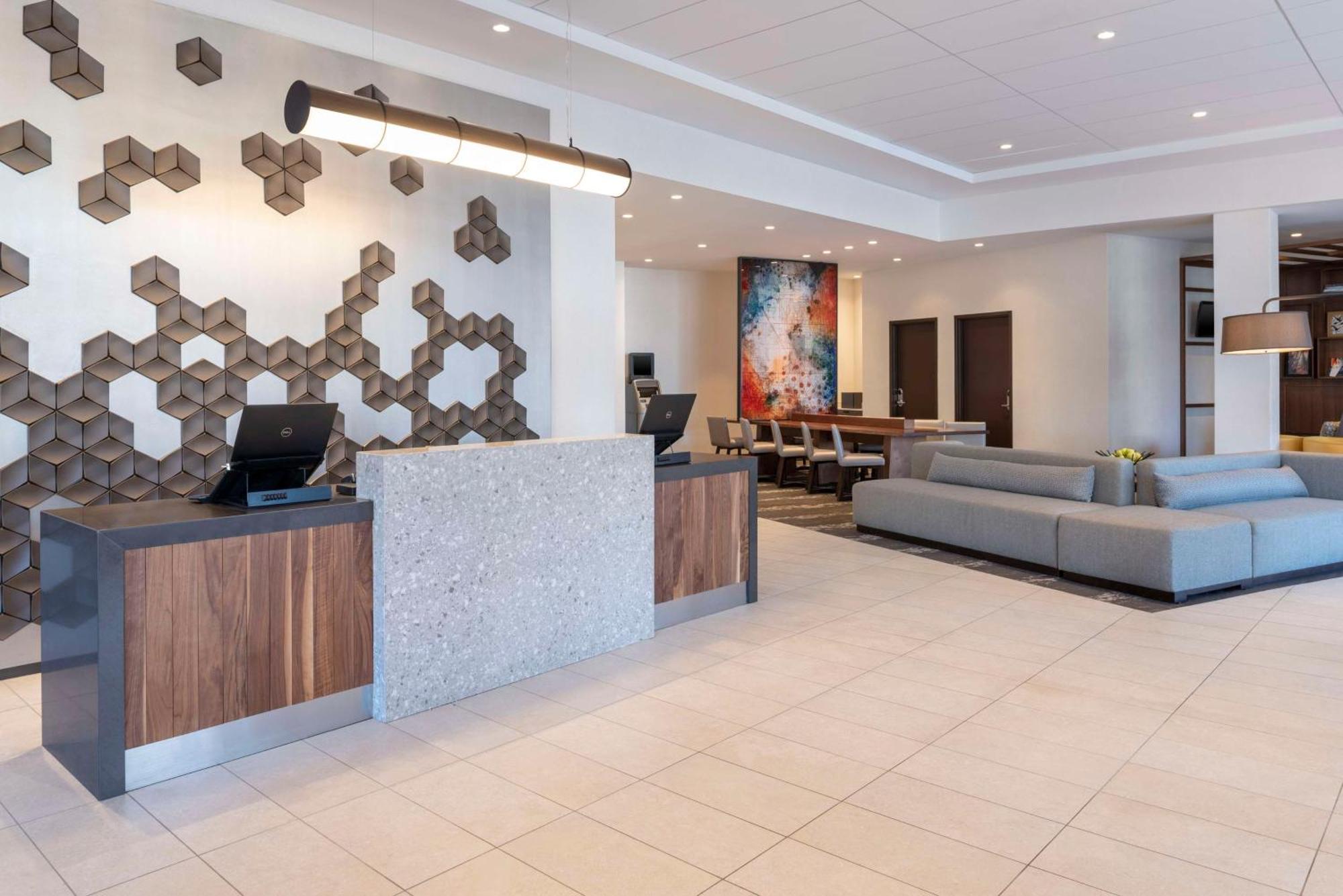 Hyatt Place Detroit/Роял Оук Екстериор снимка