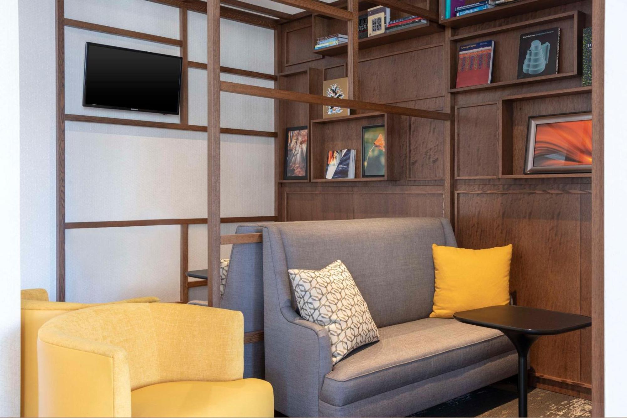 Hyatt Place Detroit/Роял Оук Екстериор снимка