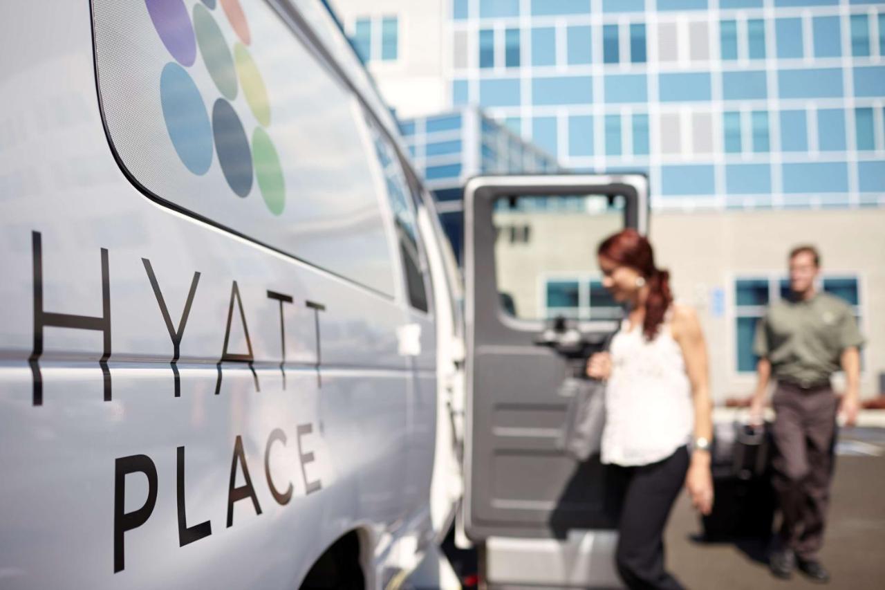 Hyatt Place Detroit/Роял Оук Екстериор снимка