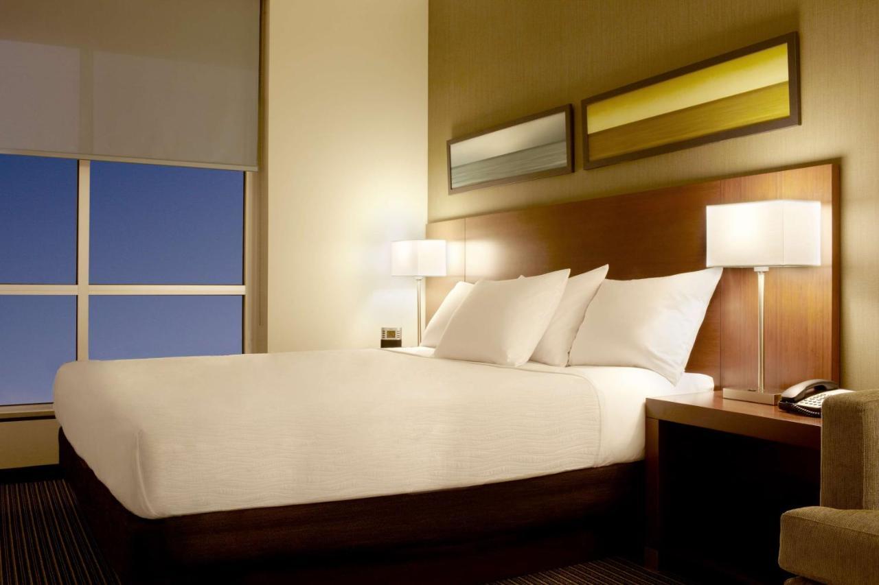 Hyatt Place Detroit/Роял Оук Екстериор снимка