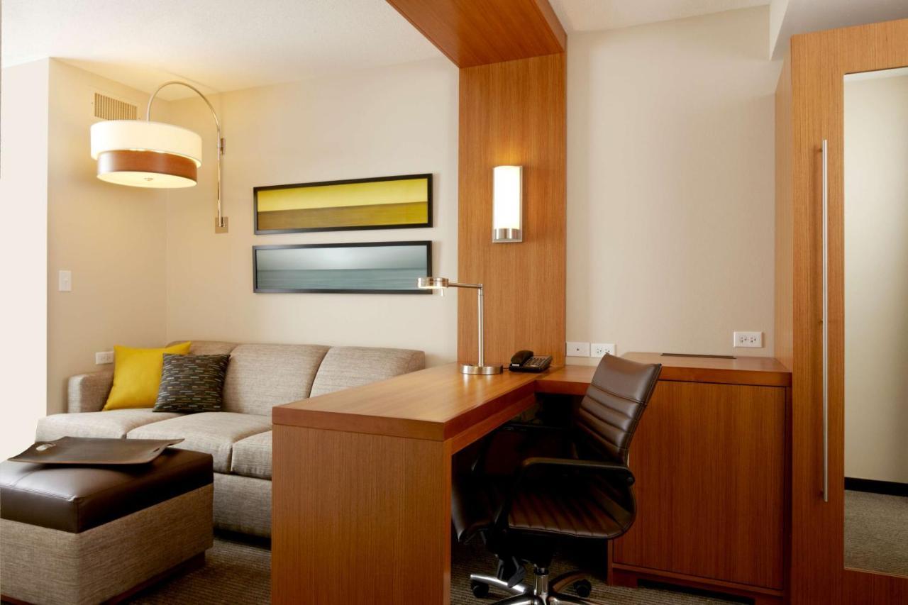 Hyatt Place Detroit/Роял Оук Екстериор снимка
