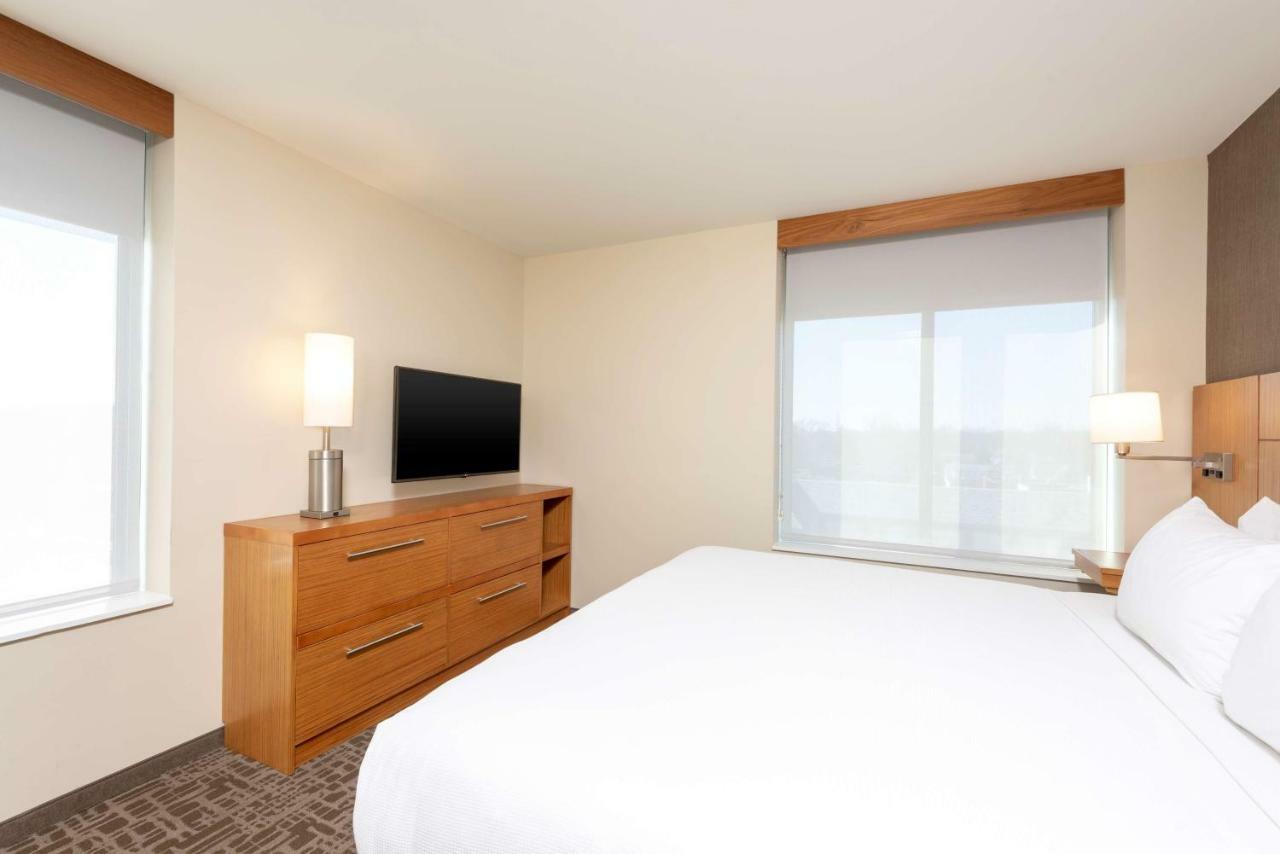 Hyatt Place Detroit/Роял Оук Екстериор снимка